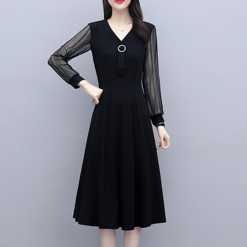 Elegant Plus Size V-Neck Lace Panel Slimming Long Sleeve Dress Black