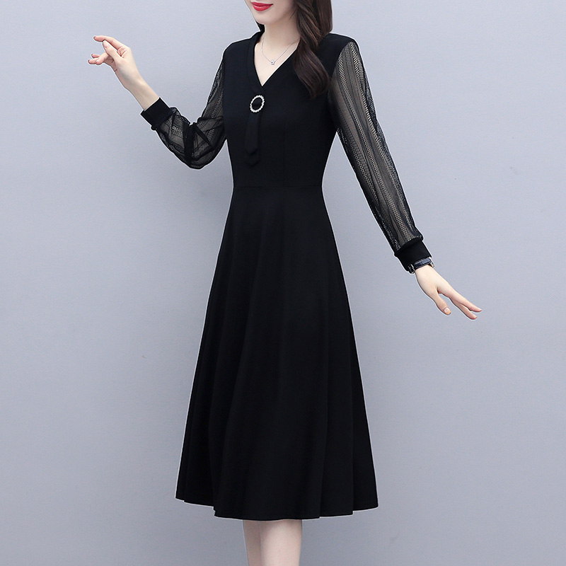 Elegant Plus Size V-Neck Lace Panel Slimming Long Sleeve Dress Black - Image 2