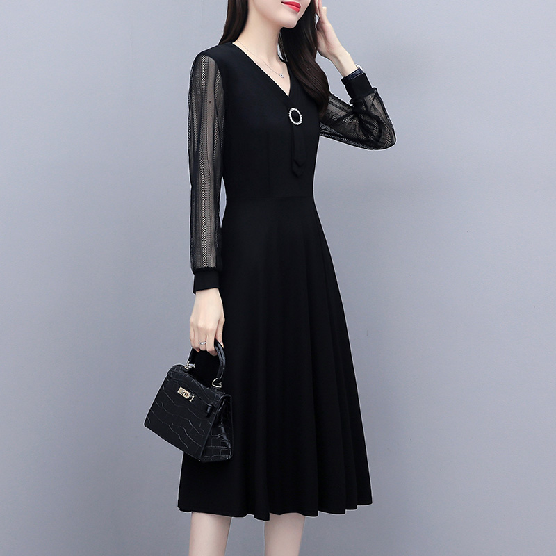 Elegant Plus Size V-Neck Lace Panel Slimming Long Sleeve Dress Black - Image 4
