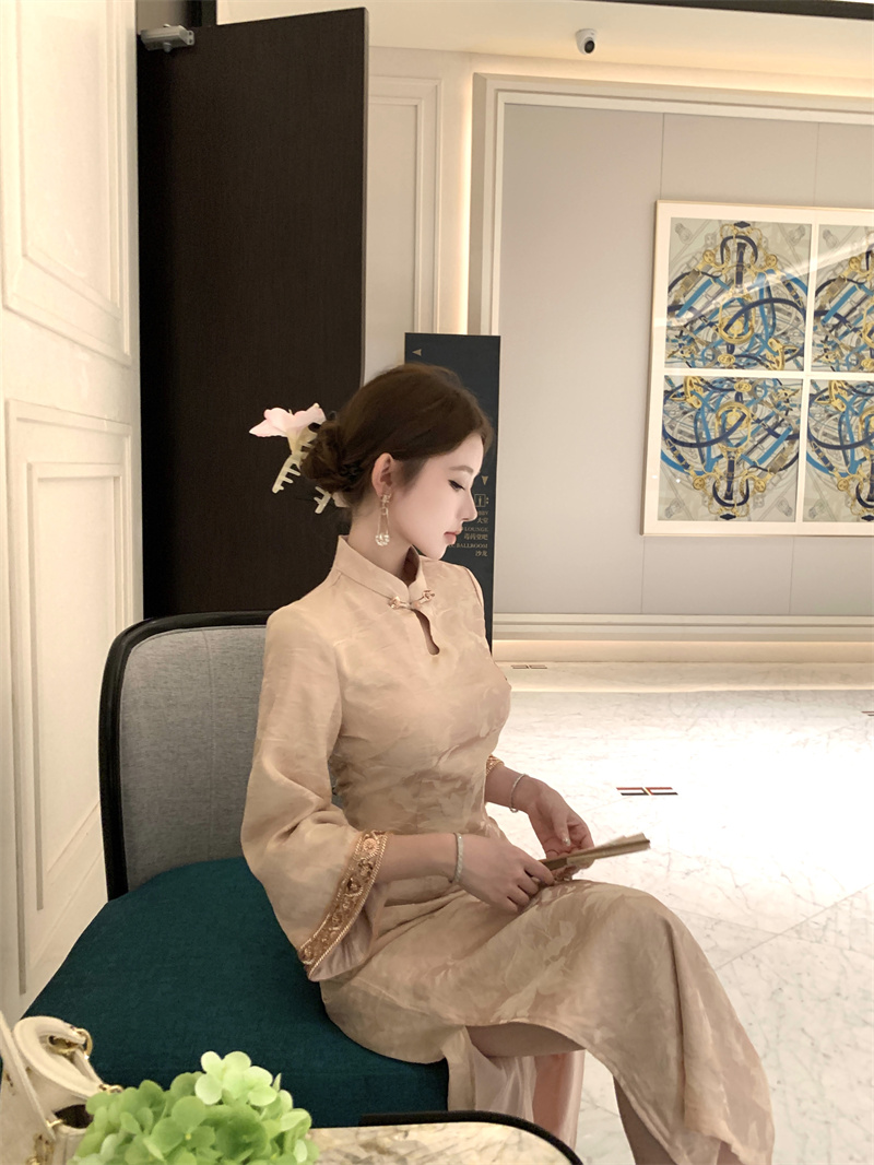 New Chinese Style Pearl Jacquard Modified Qipao Dress Women Long Sleeve - Image 2